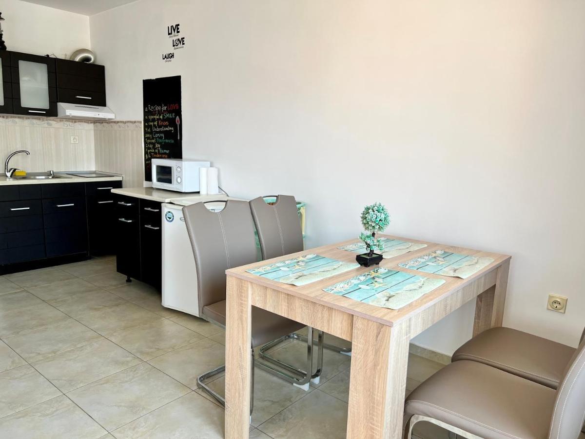 פומורי Milos Apartments מראה חיצוני תמונה